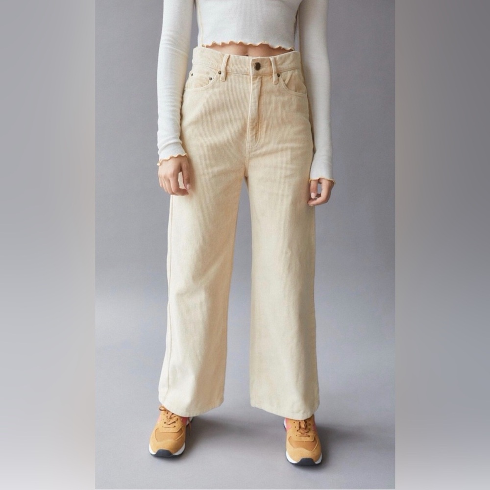 UO BDG high & wide cords. NWT. Size 27. Cream. - Picture 1 of 6